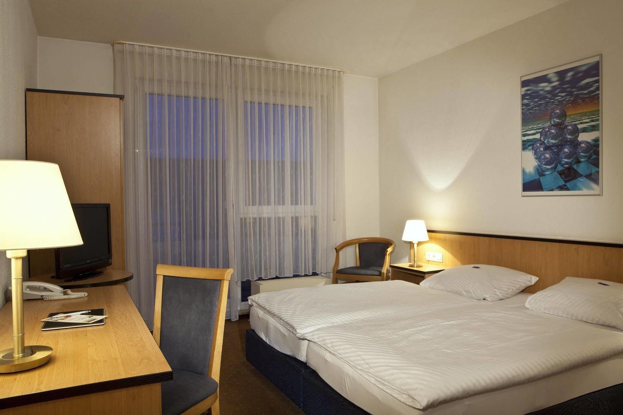 Airport-Hotel Stetten Leinfelden-Echterdingen Exteriör bild